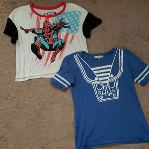 LOT 2 Graphic t shirts Sz L